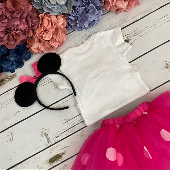 1st Birthday Outfit Matching Onesie Pink Tulle Skirt and Headband - Picture 10 of 16